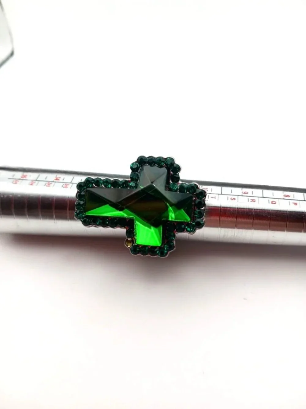 Large Green Glass Cross Ring Adjustable Silver Tone